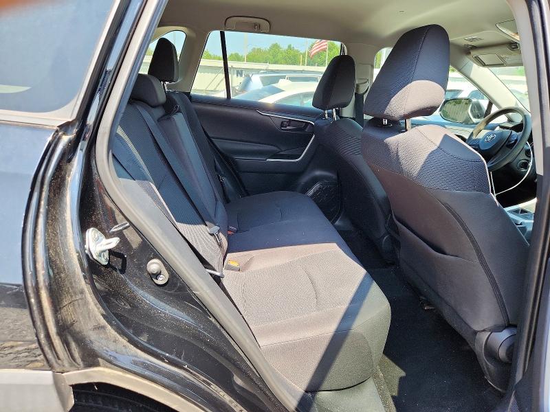 2024 Toyota RAV4 — photo 11