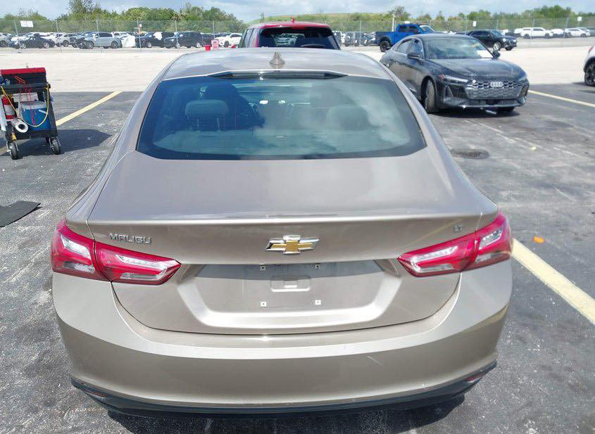 2022 Chevrolet Malibu — photo 11