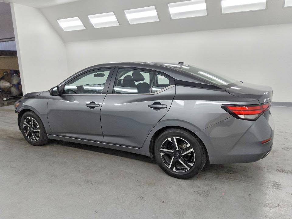 2025 Nissan Sentra — photo 2