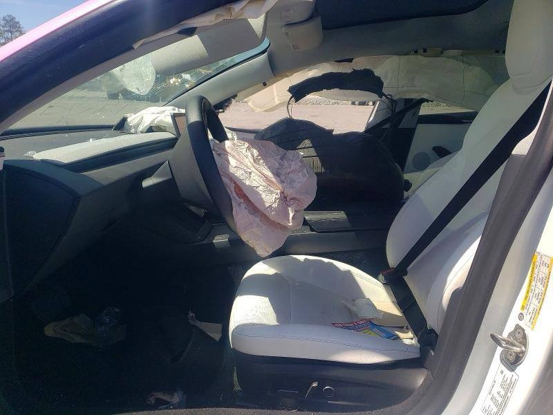 2024 Tesla Model 3 β photo 7